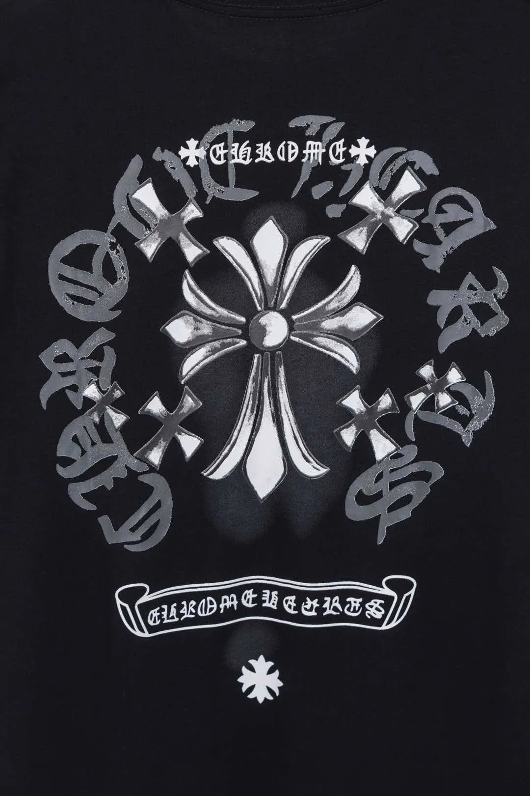 P130 X063 Chrome Hearts 25ss new T-sleeve! Made of 260g double yarn pure cotton fabric, front and back pattern + letter logo printing process, fashionable and versatile, same style for men and women. Color: black, white, size: M～3XL